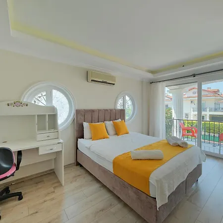 Villaserenity5 ヴィラ *