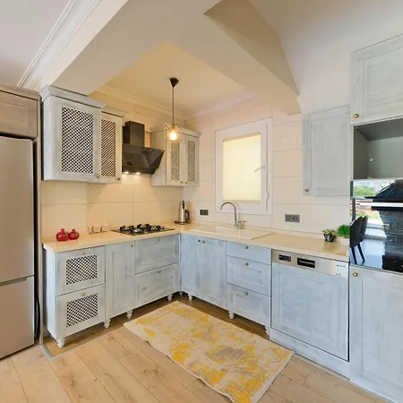 Villaserenity5 ヴィラ *