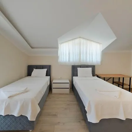 Villaserenity5 ヴィラ フェティエ